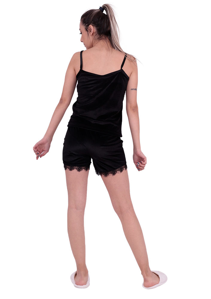  Бархатный пижамный комплект с шортами и гипюровыми деталями 10101| чёрный 