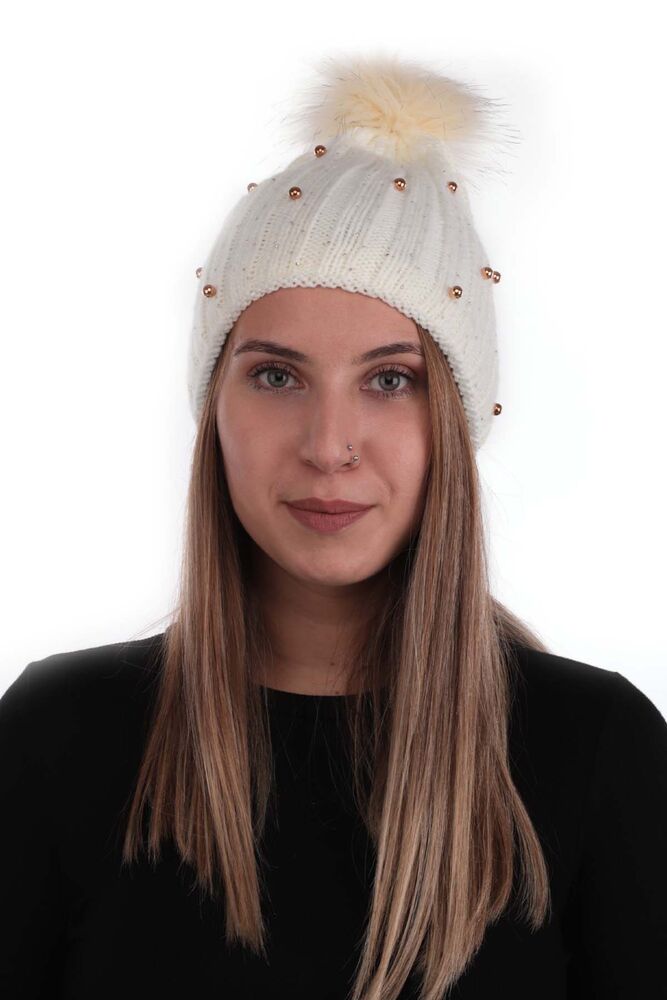 Woman Bobble Hat with Pearls | Cream