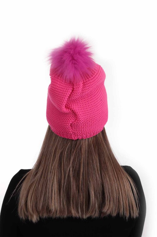 Woman Bobble Hat | Pink - Thumbnail